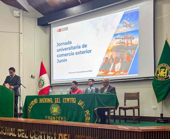 Mincetur impulsa Jornadas Universitarias de Comercio Exterior en Junín para fortalecer la cultura exportadora