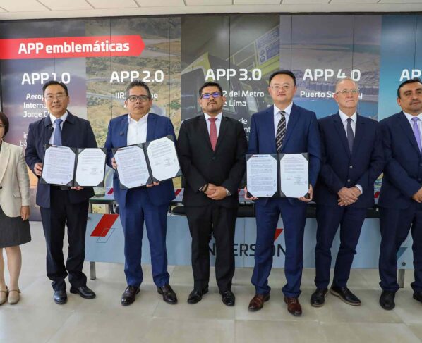 PROINVERSIÓN firma convenio que impulsa la ejecución del Terminal Portuario de San Juan de Marcona