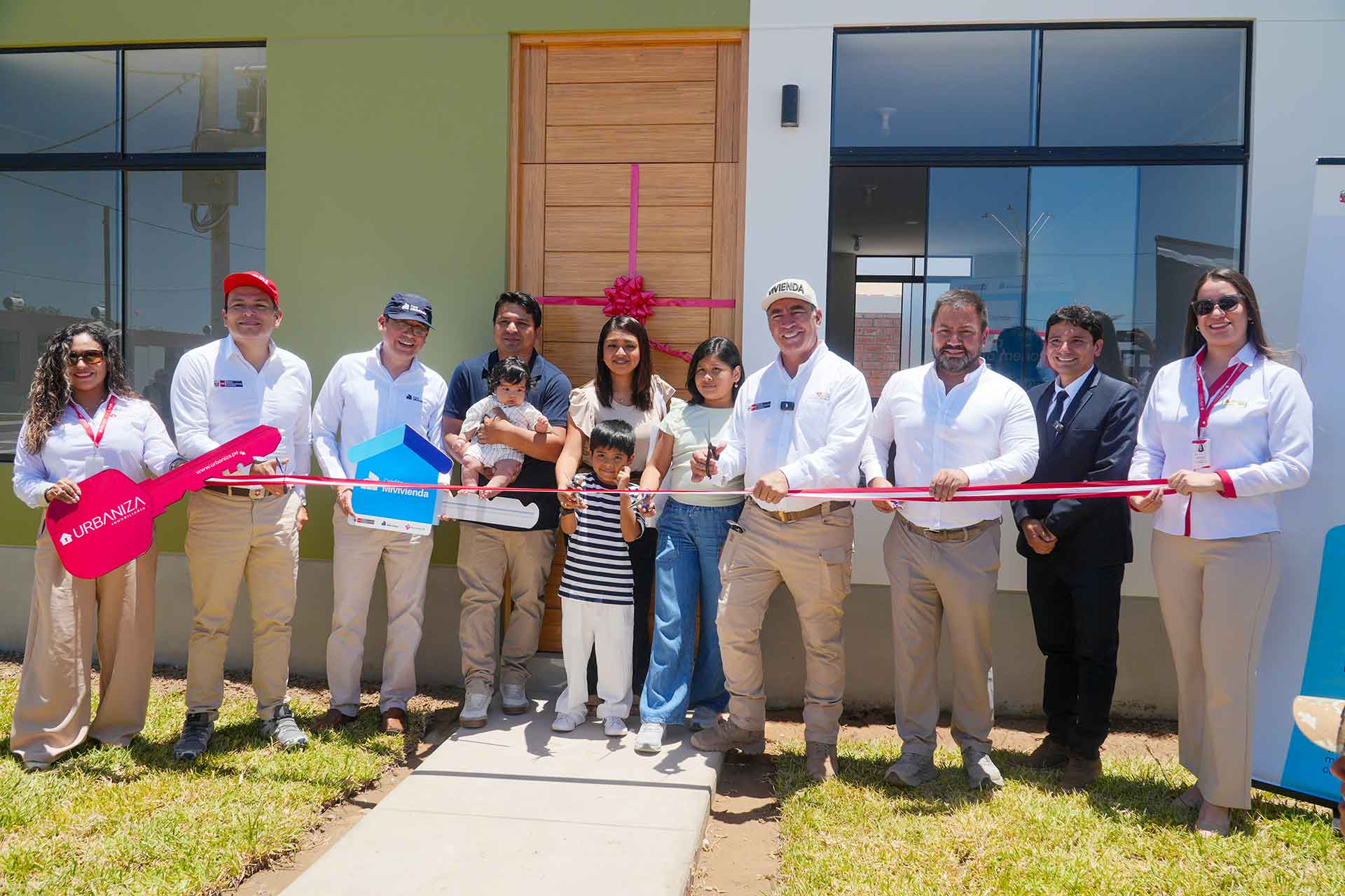 Entregan 95 nuevas viviendas ecosostenibles y smart en Parques de Huacachina tras inversión de S/15 millones