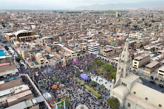 Ica: Señor de Luren recorrerá la ciudad durante 19 horas en su primera procesión de octubre